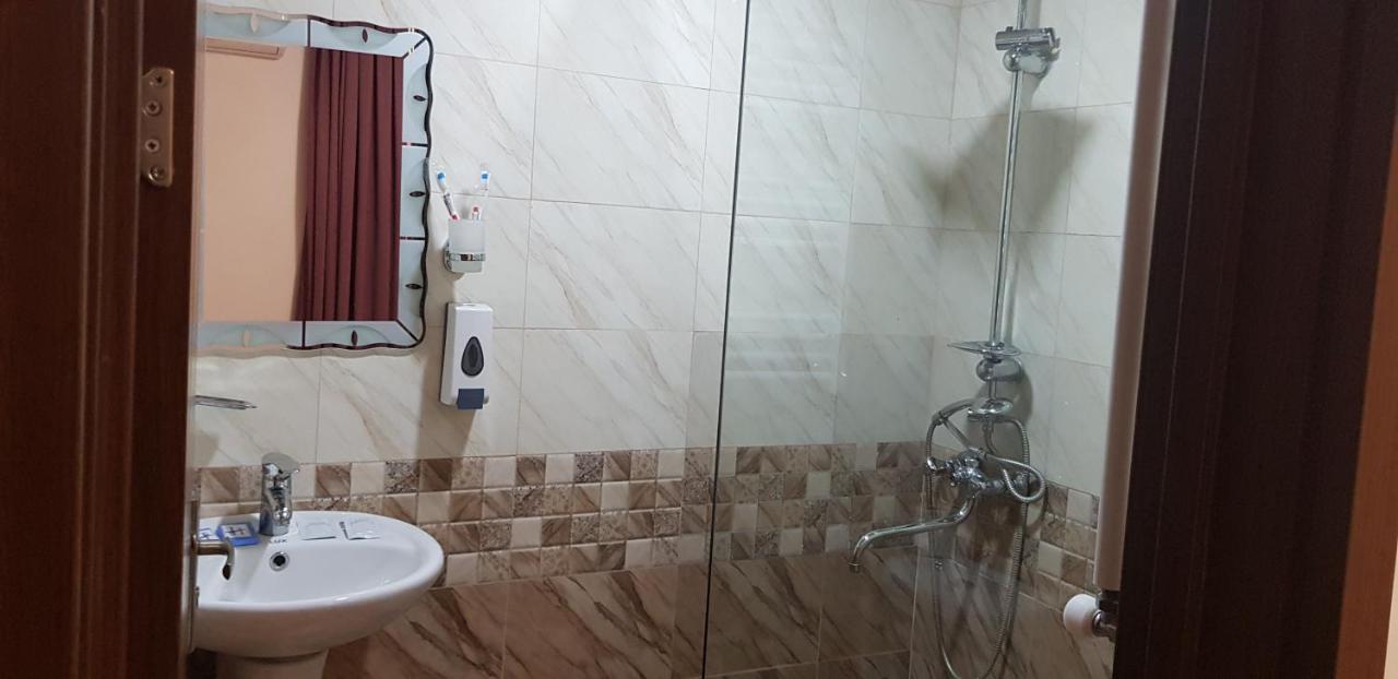 B&B Europa Hotel Kutaisi Eksteriør bilde